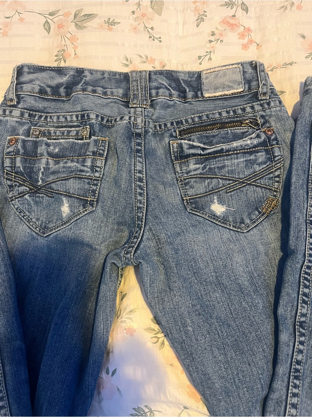Aeropostale Bootcut Jeans - Picture 5 of 8